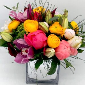 big-flowers-nyc-delivery-arrangements-118_108.88