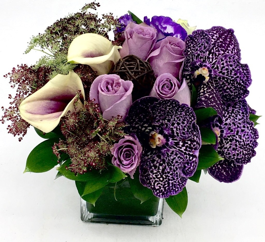 big-flowers-nyc-delivery-arrangements-136_78.99